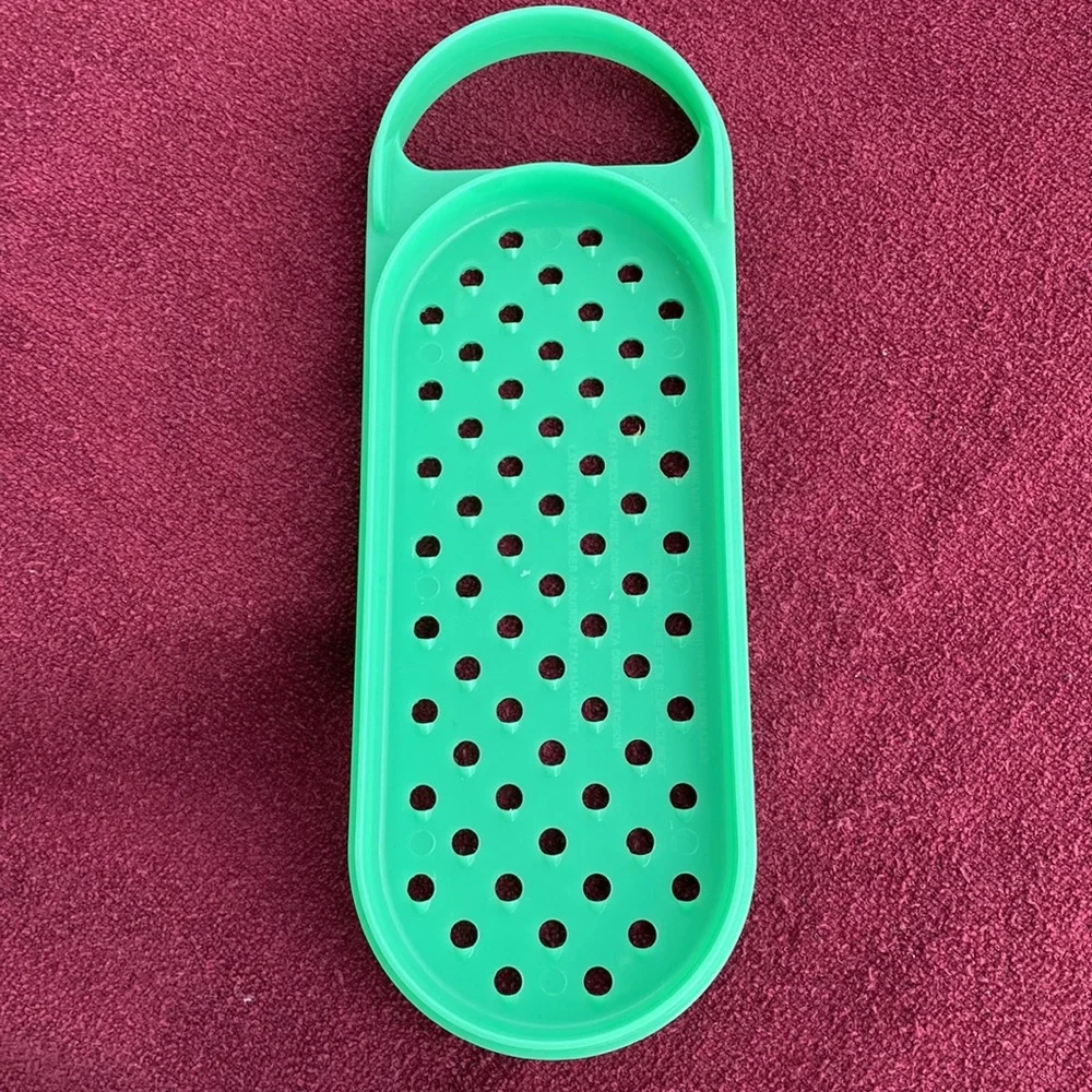 Tupperware Grater 2 Piece Vintage